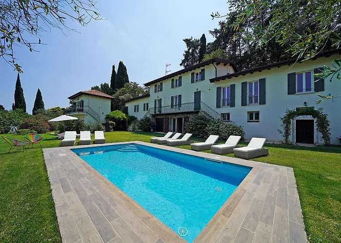 Tenuta La Pineta Salò